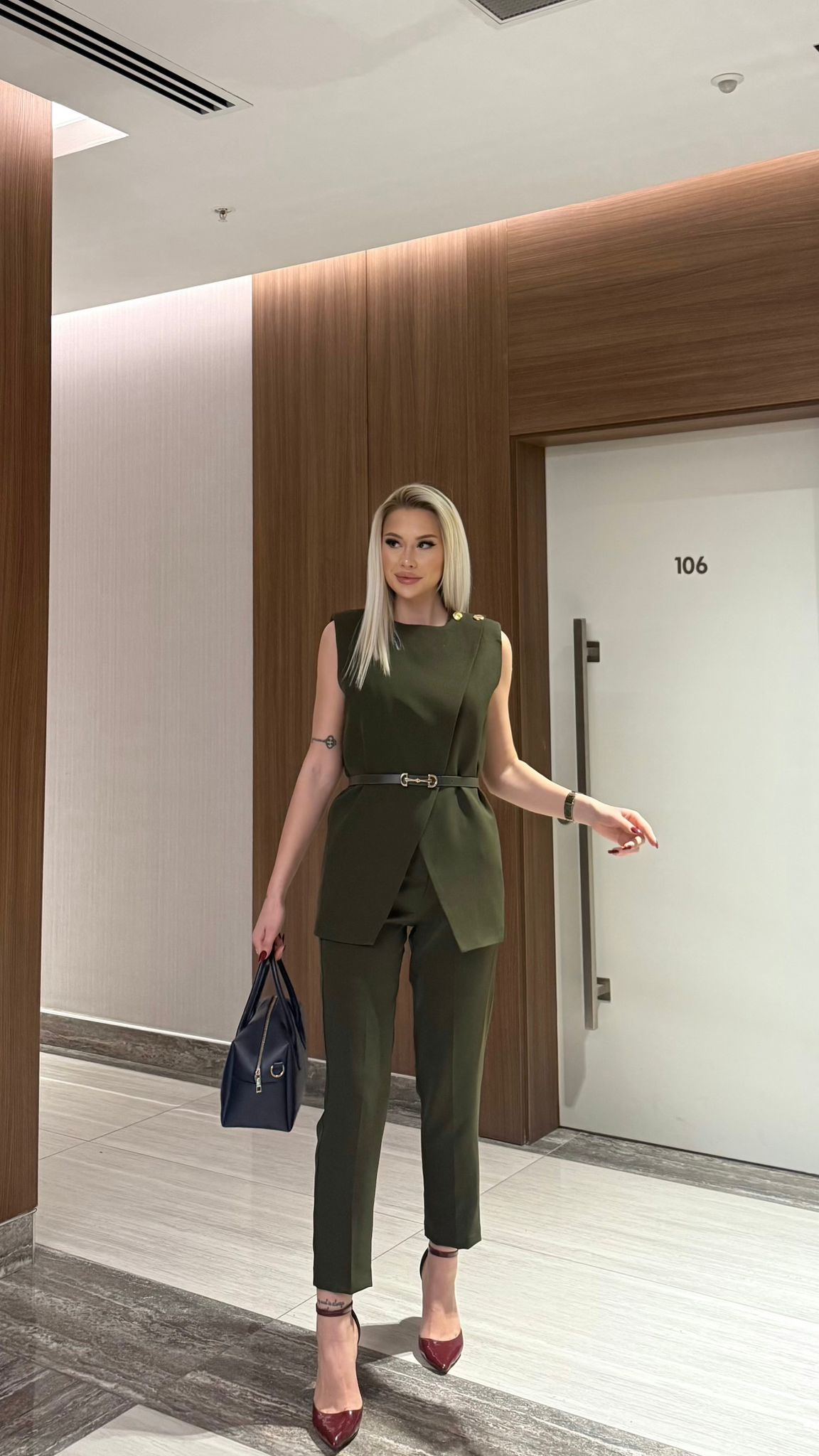 Haki Kemerli Yelek & Pantolon Takım – Ofis ve Davet Şıklığı - Haki