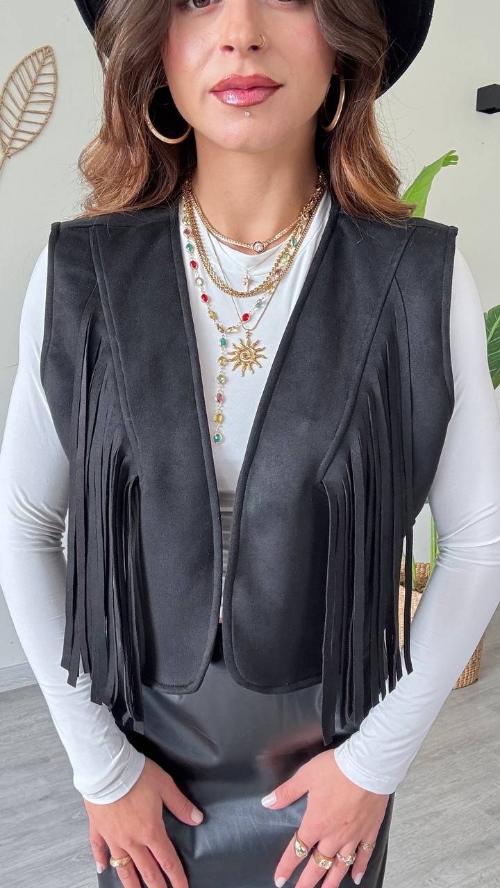 Püskül Detaylı Modern Yelek – Güçlü ve Özgür Stil-Siyah - Siyah