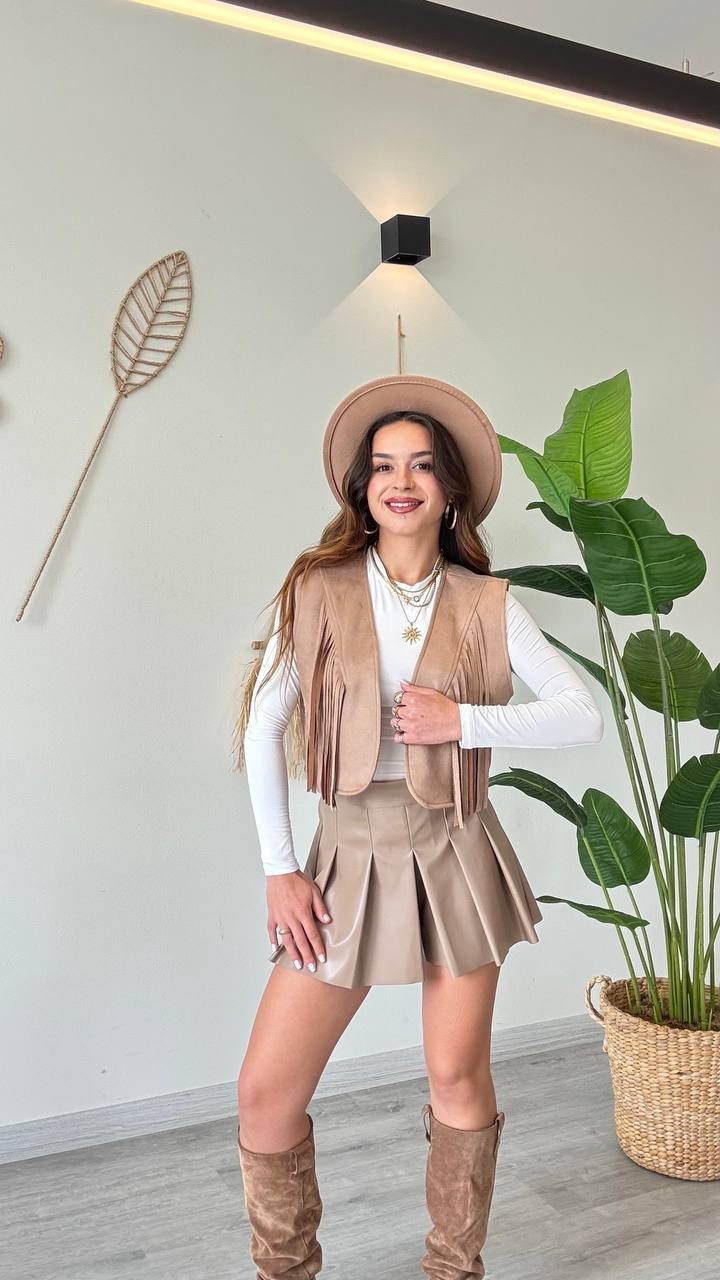 Püskül Detaylı Modern Yelek – Güçlü ve Özgür Stil-Vizon - Vizon